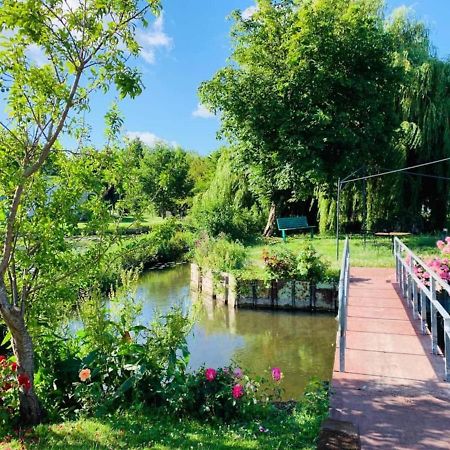 Le Cottage Des Hortillonnages Амиен Екстериор снимка