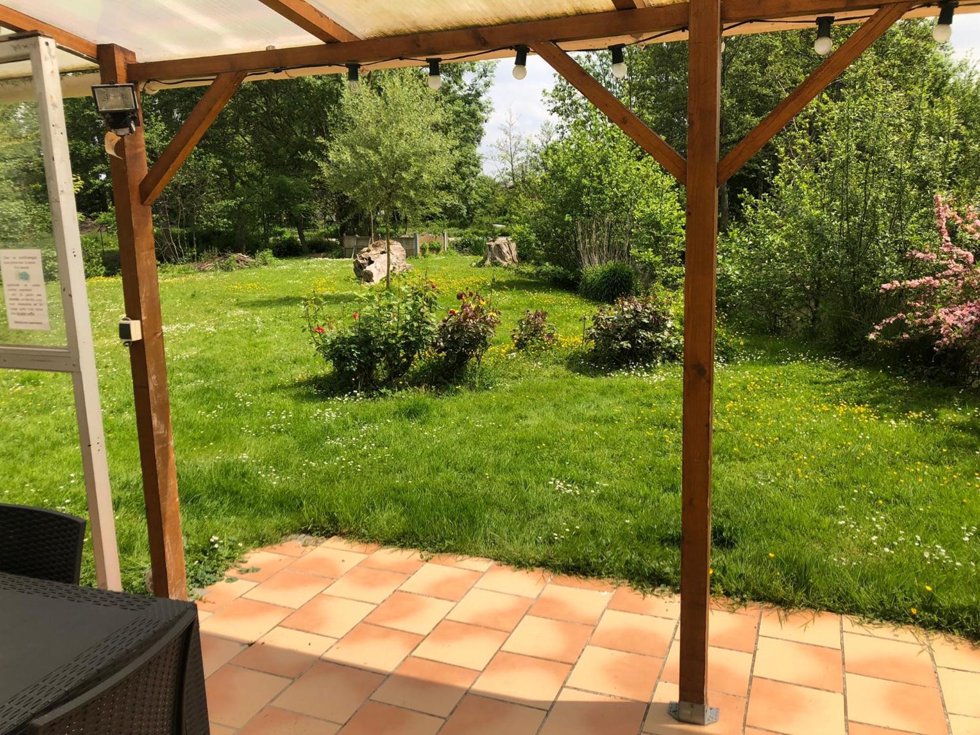 Le Cottage Des Hortillonnages Амиен Екстериор снимка